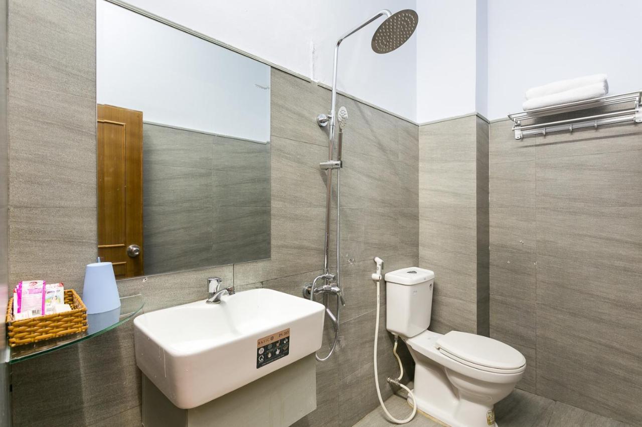 Khách sạn Saigoncucu Near Bui Vien Town TP. Hồ Chí Minh